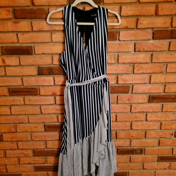 Lane Bryant Dresses & Skirts - Lane Bryant size 18 dress